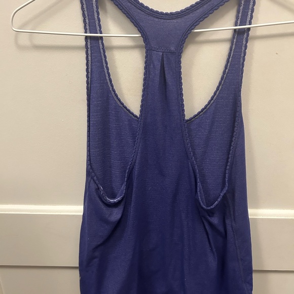 Lululemon Razorback Purple tank - Picture 2 of 3
